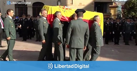 Emotivo y multitudinario funeral al Guardia Civil atropellado en Oviedo