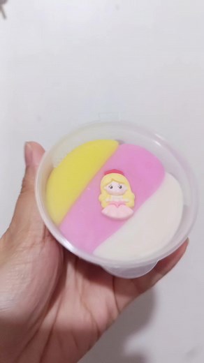 A royal thank you to Mommy M for ordering 50pcs Disney Princess-themed playdough giveaways! 👑✨ Perfect for adding a magical touch to any little princess celebration—fun, creative, and memorable for every guest! 💖🎉 Your order is now on its way to Tarlac! 🚚 Thank you for trusting us to be part of your daughter's special day! 🌸 #playdough #DisneyPrincessTheme #PrincessParty #kids #giveaways