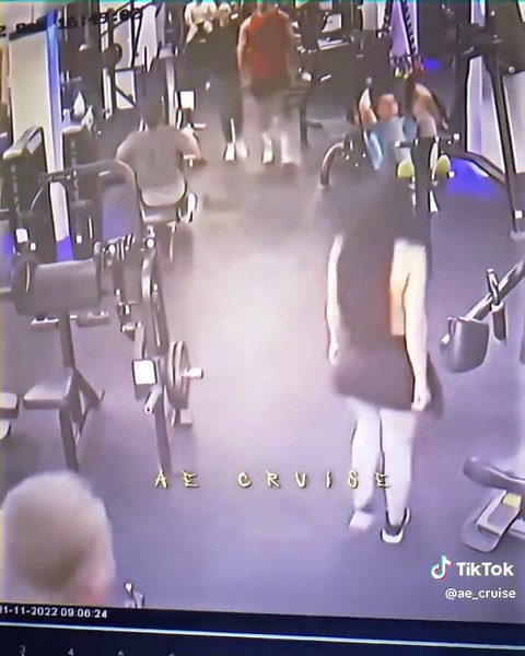 Boxeador vs culturista: Pelea épica en el gym