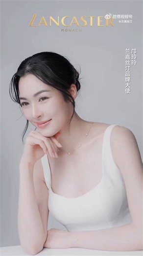 DUMA TRỜI ƠI CẢM ĐỘNG QUÁ PHẢI TRỐN VÔ NVS ĐỂ VIẾT CÁI TWEET NÀY 😭😭😭😭😭😭KHÔNG CÓ DIỄN TẢ ĐƯỢC TRÊN MẶT CHỮ NHƯNG MÀ NÓI CHUNG LÀ CHỈ TÌNH THÁNH DÃ MAN TRỜI ƠI 😭😭😭😭😭"sẽ chủ động bắt chuyện với em"Giống như là nếu biết gặp được em là điều tuyệt vời nhất mà thế giới này ban tặng, chị đã cầu nguyện hàng ngàn lần để có thể gặp được em sớm hơn. Gặp được em sớm hơn, biết em sớm hơn, nói chuyện với em sớm hơn, bước vào cuộc đời em sớm hơn.Ngay tại thời khắc đó, chị sẽ là người đồng hành với em