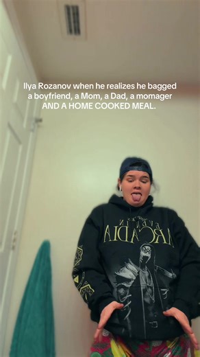 Ilya Rozanov's Heartwarming Journey in Ice Hockey