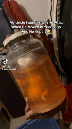 Man saves jar with #alien inside #viral #shorts #shortvideos #viralvideos #shortsfeed