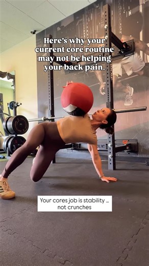 Kelly Gulbrandsen | Movement + Strength Specialist on Instagram: "If your back still feels tight or achy, it’s probably not because your core is weak. Your core’s main job isn’t to do crunches. It’s to stabilize your spine and control rotation. When you add: • stability • light, intentional load • controlled rotation you train your deep core to support your back during real-life movement—not just on the mat. Exercises like this hover plank rotation teach your core to resist movement, stay strong