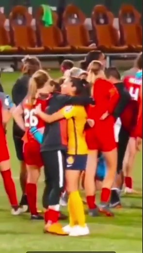 😌💍💙#christenpress #tobinheath #preath #preathisreal #lgbt #uswnt #uswntsoccer