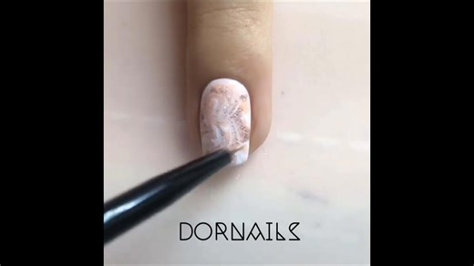 Cream And White Gradation Nail Art Satisfyingly