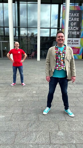 I've seen your duets - here's one of my own! The #IAmAShape Dance!! 🕺🕺 #MisterMaker #fyp #Shapes #dancing Keep your duets coming 😃