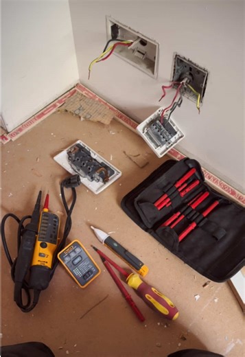 Alex’s Electrical Services on TikTok