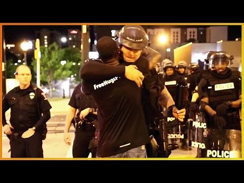 Kind Police Officers | Random Acts of Kindness | Faith in Humanity Restored