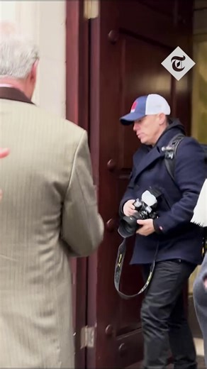 👋 Another day, another defection to Reform Billionaire property tycoon Nick Candy has renounced his Conservative Party membership, declaring: "This country needs change, and that change is Nigel Farage..." 🎧 Listen to the episode here: https://linktr.ee/thedailytpodcast | The Telegraph