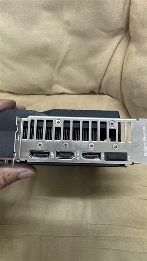 ASUS RX6600 XT 8GB, pulled from working PC.No repair, no，disassembly, fully functional.