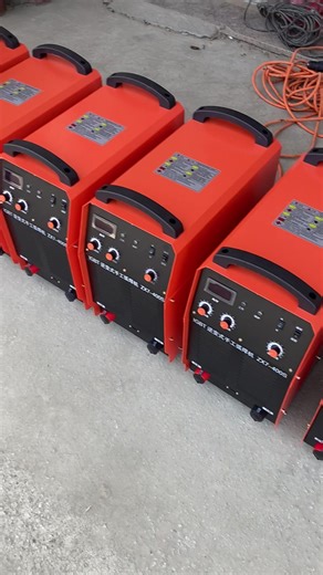 400 heavy industrial welding machine serves the petrochemical oil pipeline industry