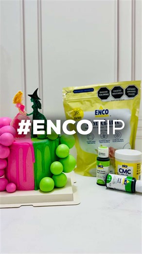 This is the fondant hack that saves your cake and your patience 👀🎂 If your fondant balls always feel too heavy or sink into the cake, here’s an #ENCOTip: instead of making them solid fondant, start with a small ball of crisped rice cereal. Shape it tight, then wrap it with a thin layer of fondant. You get perfectly round shapes that look full and clean, but stay super lightweight. Easier to handle, easier to place, and way safer for your cake. @chef.abrahamc really came through with this one! 