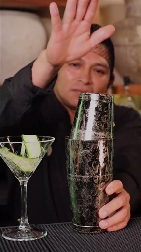The Art of Mixology at Waves Bar | Cocktail Experience at El Cid Resorts