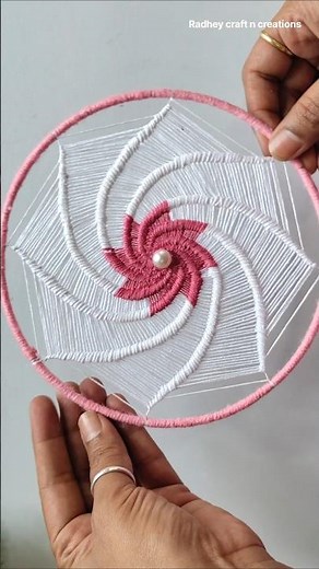 DIY Spiral Dream Catcher 😍| #shorts #youtubeshorts #dreamcatcher #easywallhanging #art #craft