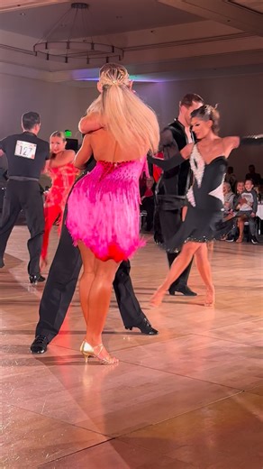 ✨ Ballroom dance competition — elegance, discipline, and passion all on one floor! 💃🕺 Every step shows technique, connection, and true artistry. #BallroomDance #DanceCompetition #DanceSport #Professionaldanceperformance #Dance #OlegAstakhov | Dance Lessons & Tutorials
