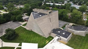 Pedestal motion upward and pan.