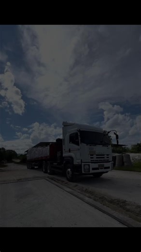 ขึ้นวัตถุดิบพร้อมส่งค่ะ🚜🚜🚜#เหมืองดินขาวเชียงราย #ดินขาวคอนสตรัคชั่นอีควิปเม้น #โป่งดินธรรมชาติ #tiktokwork #ขึ้นฟีดใครบ้างรึป่าวฮะ