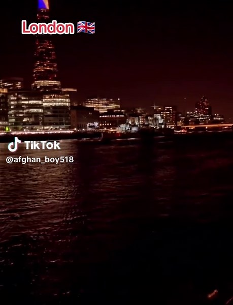 Exploring London's Iconic Bridges