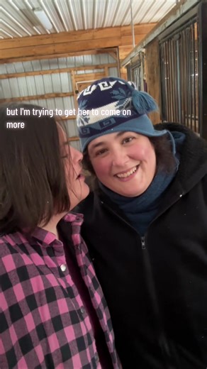 Welcome to Hummingbird Farms! We’re a small farm located just south of owen sound ontario. We raise hair sheep and sell them for meat. We also habe 2 milk sheep for our own personal consumption. We have laying hens that supply our family friends and neighbours with eggs, and we raise meat chicken and turkeys once a year. This life is my dream come true ❤️ - Shelagh #womenwhofarm #sheepfarmer #ontariofarm #lesbianfarmer #livingmydream #lgbt🌈 #wlw #ledollarbean #farmlife #katadhinsheep #sheepfarm