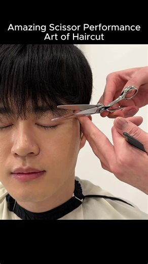 Korean Scissor Master Haircut Performance in Seoul