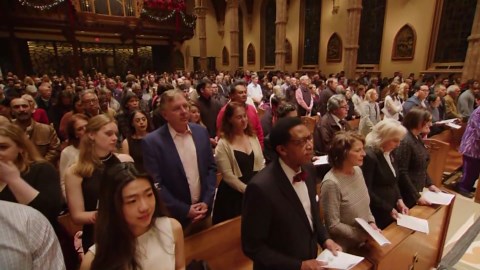 Chicagoans gather for midnight mass at Holy Name Cathedral