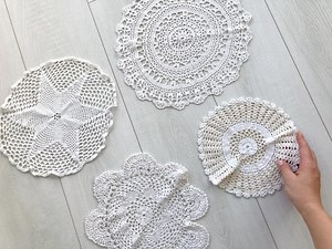 Vintage Crochet Handmade Doilies Set of 4, Antique Round Lace Doily, Small Crocheted Doilies, Rustic Table Decorations - Etsy