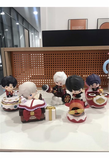 Complete Guide to Love and DeepSpace Toys