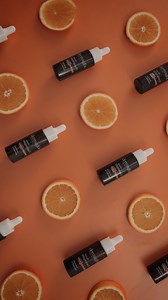 Descubrí todo sobre los nuevos Serums Dermaglós Facial🤩 ¿Qué esperas para incorporar el Serum Vitamina C y el Serum Niacinamida a tu rutina?🧡💚 ¡Conseguilos en todas las farmacias y perfumerías! Cuidá #LaSaludDeTuPiel con #Dermaglós todos los días. | Dermaglós