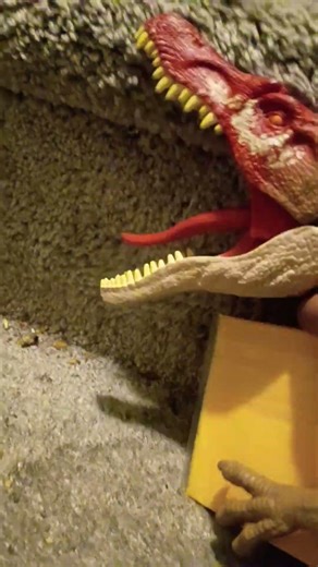 #memes #jurassicworld bro fell in slow motion