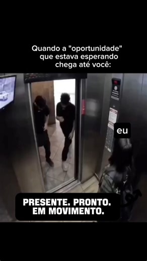 🔮 Matheus Bento l Ansiedade & Autoconhecimento 🧠 on Instagram: "E se a sua chance chegasse agora? Você estaria pronto? Comente "PRONTO" se você não vai deixar a próxima oportunidade passar! 👇 Muitas pessoas passam a vida reclamando que a "grande chance" nunca chega. Mas a verdade dói: se ela batesse na sua porta hoje, você teria as ferramentas para agarrá-la ou passaria vergonha? 🤨 #mindsetvencedor #oportunidades #empreendedorismomaterno #foconoobjetivo #sucessoprofissional #desenvolvimentop