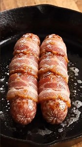 🥓🔥 Crispy Bacon-Wrapped Sausage 🌭#BaconWrapped #SausageRecipe #EasySnacks #QuickRecipes #FoodLovers