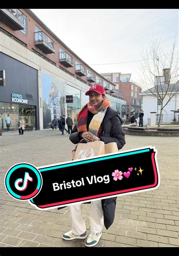 Saturday’s Vlog we went to Bristol for some shopping then lunch at Za Za Bazaar 😍😍 #sarahkai #charmingfamily #mauritianinuk #momsoftiktok #momandson