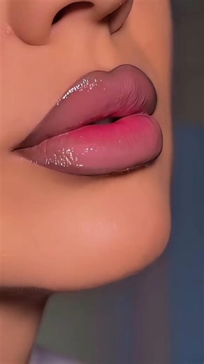 Lipstick tutorial for beginners #lipgloss #lipstick #shorts #youtubeshorts