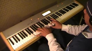 “Me Dice Que Me Ama” (Hace 12 años) Cuando tenía el KORG SP 500 usándolo como controlador y usaba un VST de piano que venía dentro de Propellerhead Reason 🎹❤️ | Max Emanuel