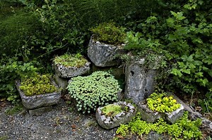 How to Make Hypertufa Garden Planters and Containers
