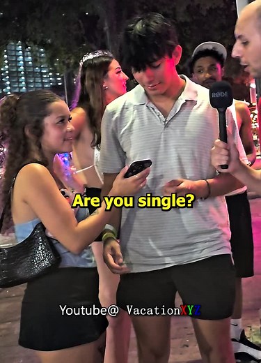 Soul Rih on Instagram: "I have a boyfriend actually 😱😱 #austin #austintexas #austintx #6thstreet #7thstreet #texas #UTA #TX #downtown #austindowntown #universityoftexasataustin #universityoftexas #ut #utaustin #utaustintx #texans #university #universitylife #universitystudent #universitystudents #interview"