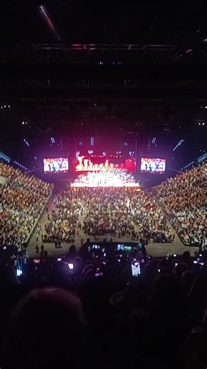 #felizcomounaperdiz😜😜😜😜 @Ion Avram @Andre rieu Noche espectacular