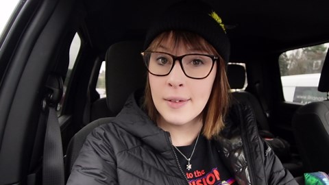 Indoor flea market full of deals | Shop with me | Reselling