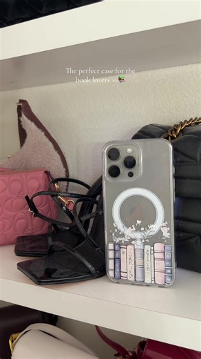 Essential Book Cases for Fashionable Readers