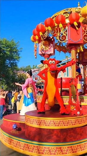 Disney Lunar New Year 2026 pt.2: MULAN'S PARADE #LunarNewYear #Mulan #Disney #ElAlexShow