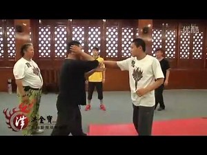 Sammo Hung (洪金寶) training and choreographing with his Stunt Team