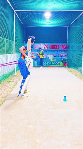 How to Play the Cover Drive | Cricket Batting Tips and Drills #cricket #battingtips #battingdrill...