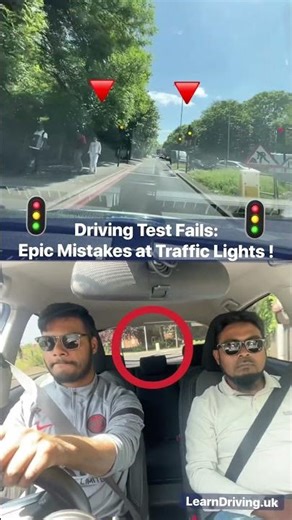 Driving Test Fails: Epic Mistakes at Traffic Lights! #drivingtest #drivingfails #mocktest #driving
