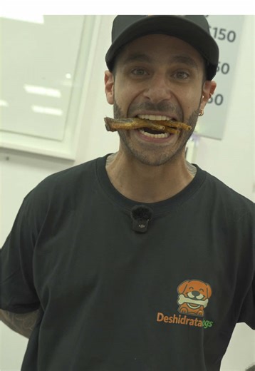 Patitas de pollo y productos 100% deshidratados para consentir a tus mascotas 🐶🧡 Y ahora también con menú en lectura braille, porque todos merecen poder comprar para sus peludos 🧡💚 Deshidratadogs es para todos 🐾 #Deshidratadogs #Inclusión #PatitasParaTodos