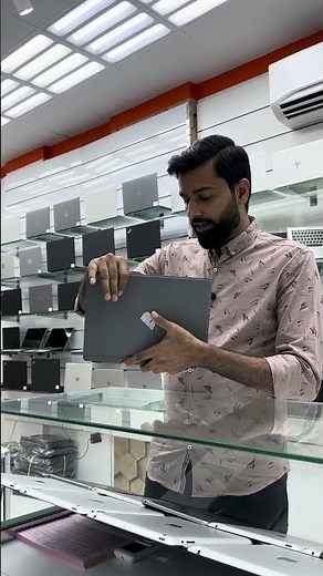 DELL LATITUDE 7200 2IN1: Core i5 8th Gen, 8/256GB SSD, 12.3" Detachable Touch Screen +971-506307876