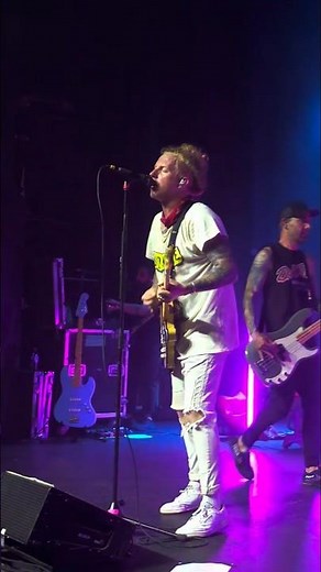 We The Kings - Mr. Brightside (The Killers) LIVE CLIP - Albuquerque, New Mexico (Oct 22, 2025)