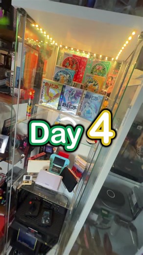 🎉 As promised, the 800 milestone was broken and I can finally show you this GEM! There’s a lot that I couldn’t fit into such a short video sadly. But, yes this is one of the weirdest and most “random” items I own ahaha. #retro #retrogaming #nintendo