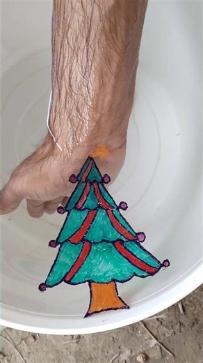 happy merry christmas 🎄🎁🎄 tree drawing wow it's fantastic 😍😊 #shorts #viral #amazing #satisfying