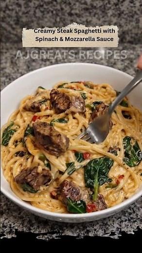 Creamy Steak Spaghetti with Spinach & Mozzarella Sauce 🍽️✨