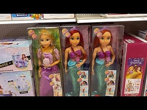 Target has Giant Disney Princess Playdate 32" Dolls: Rapunzel & Ariel 😍 Poseable arms and legs!